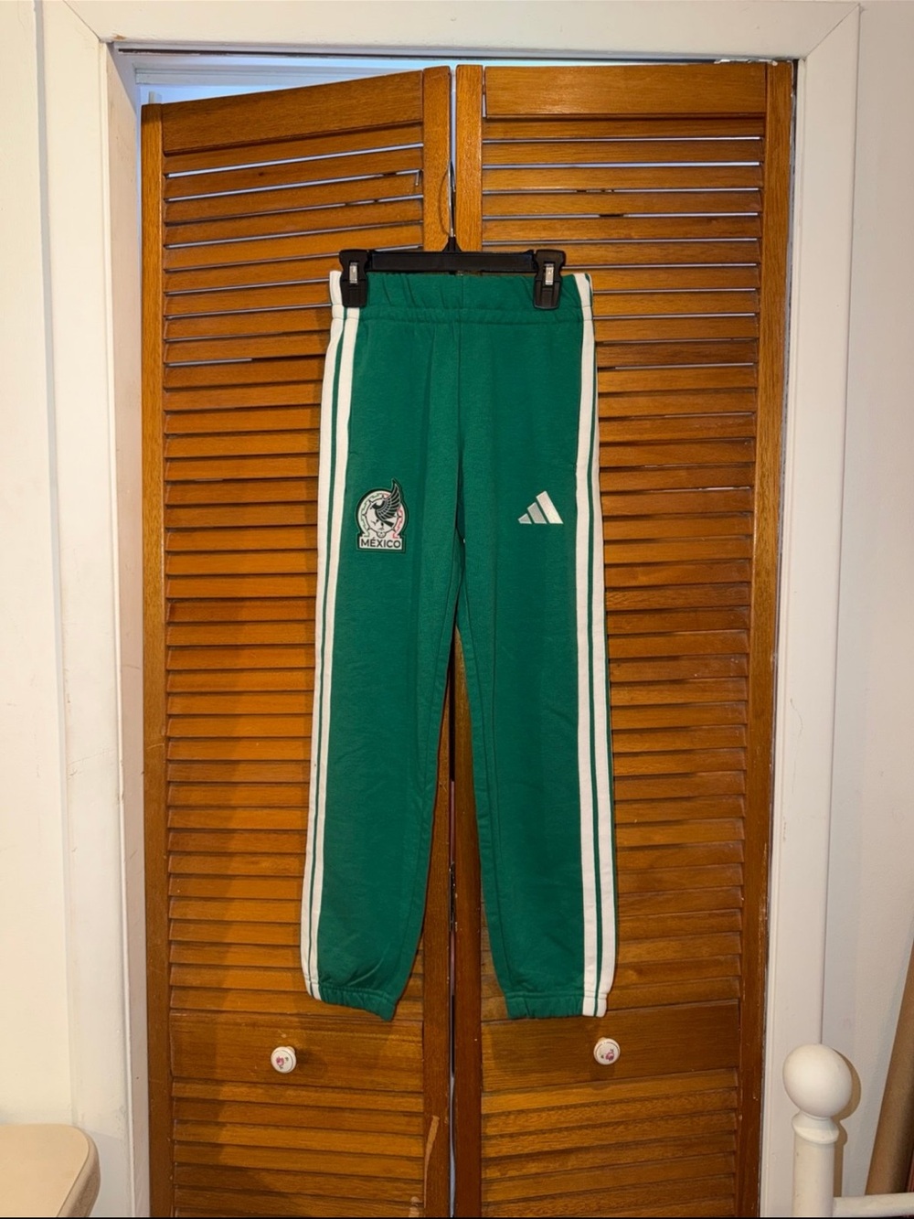 Adidas Youth Mexico DNA Jogger Pants. Youth Small (NWTS)